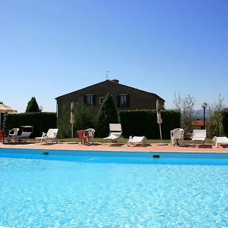 Chianacce Sleeps 4 Pool Apartment Cortona