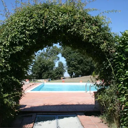 Apartment Chianacce Sleeps 4 Pool *